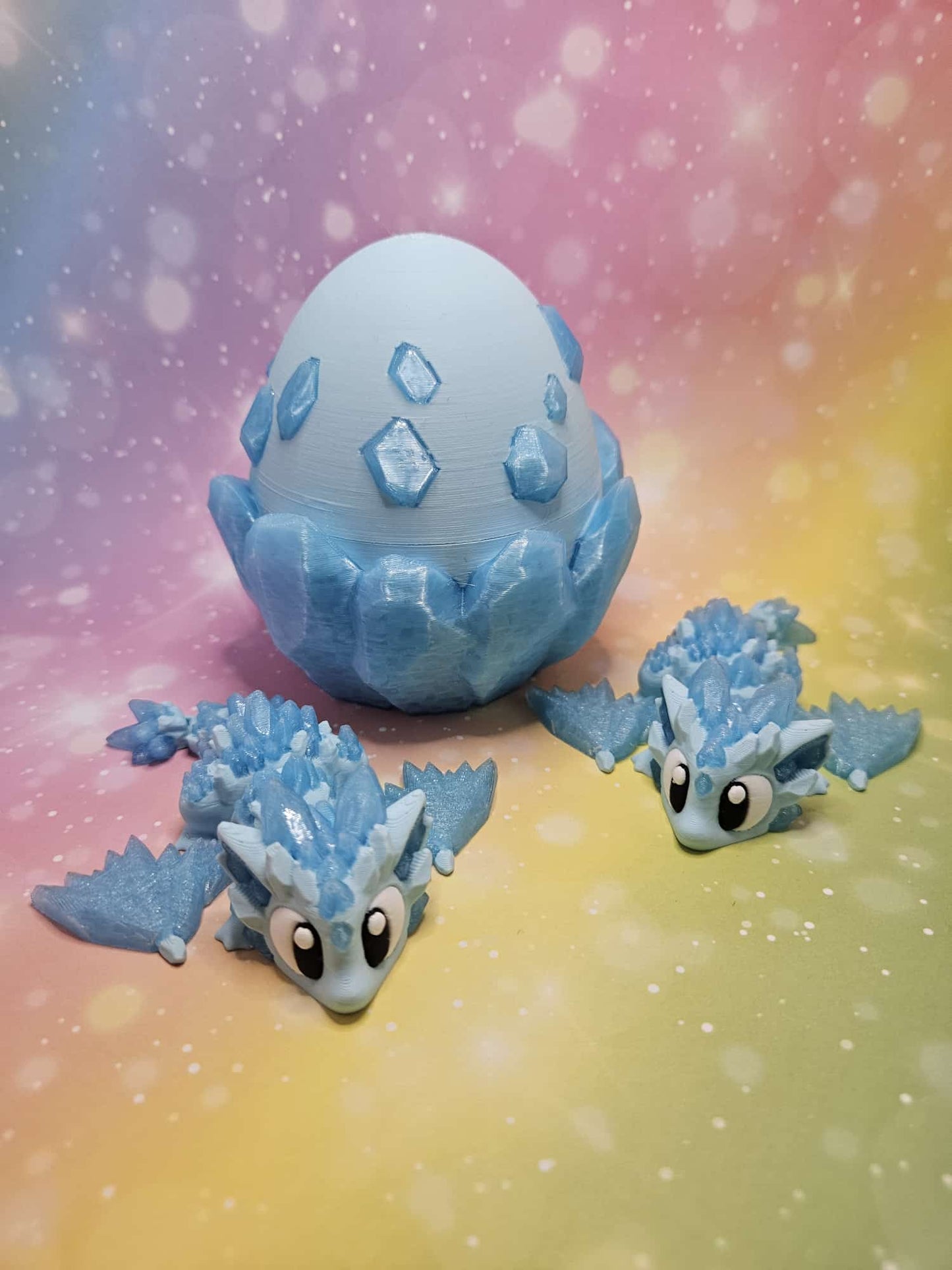 Kristalldrache mit Ei